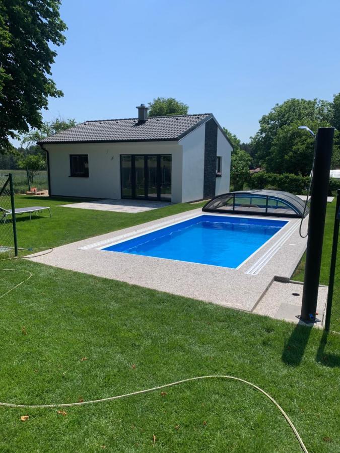 Vilka Petra Pod Bezdezem Villa Bela pod Bezdezem Екстериор снимка